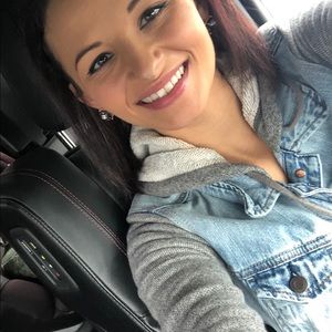 Meet your Posher, Jenna